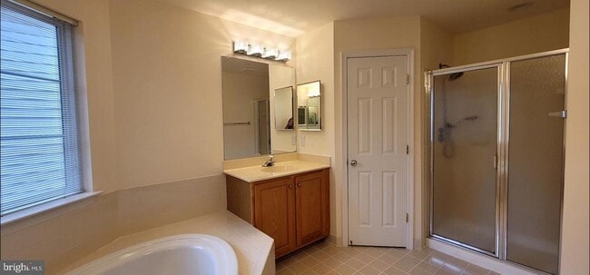 Building Photo - 9492 Bankhead Dr
