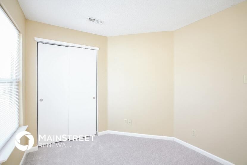 Building Photo - 4420 Courtfield Dr