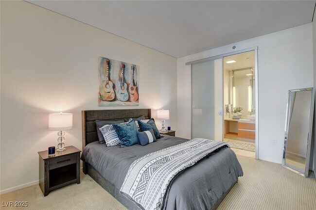 Building Photo - 3726 S Las Vegas Blvd