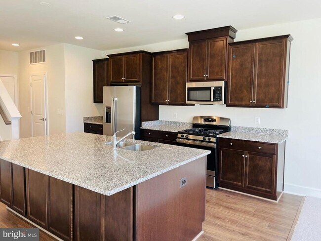 Building Photo - 106 Choke Cherry Ct