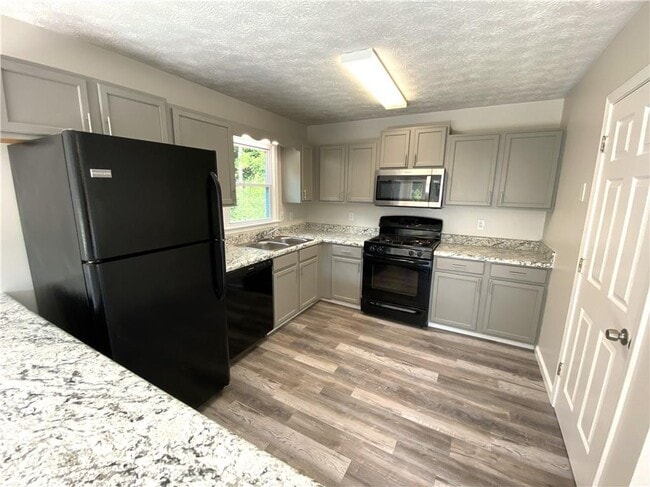 Building Photo - 109 Indian Trail Dr