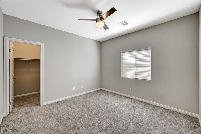 Building Photo - 9120 Mastodon Ave