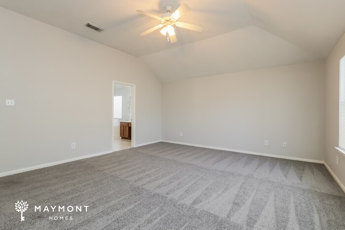 Building Photo - 28615 Hidden Cove Dr