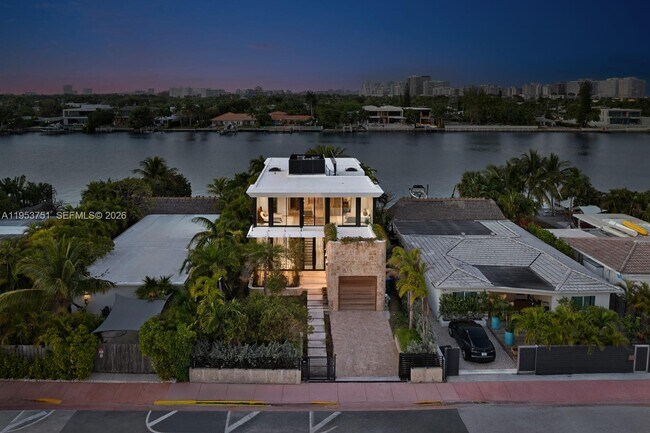 Building Photo - 701 86th St