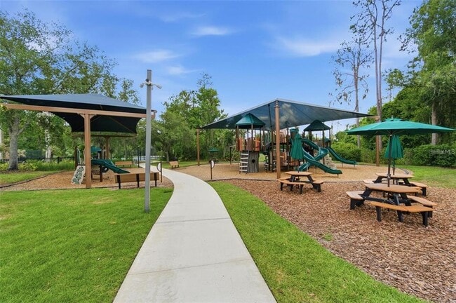 Building Photo - 2734 Silvermoss Dr