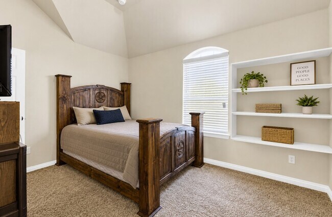 Building Photo - 12038 Big Springs Dr