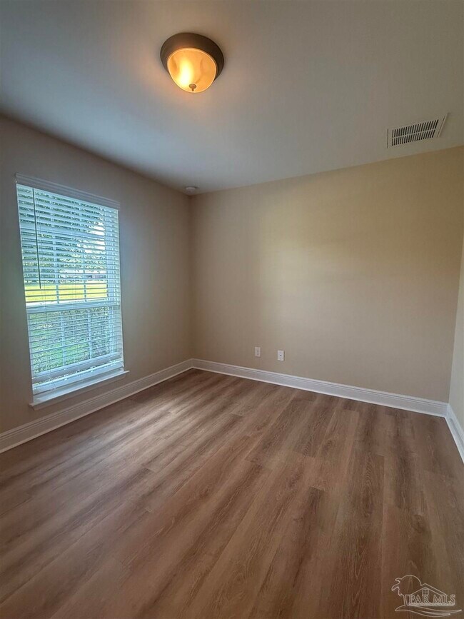 Building Photo - 5973 Chi Chi Cir