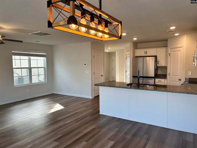 Building Photo - 1449 Tanreall Dr