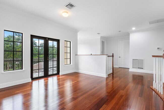 Building Photo - 8971 Stone Pier Dr