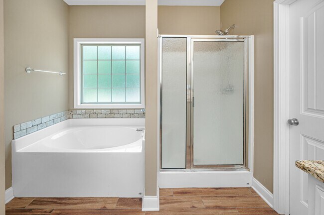 Building Photo - 12696 Alpine Cir