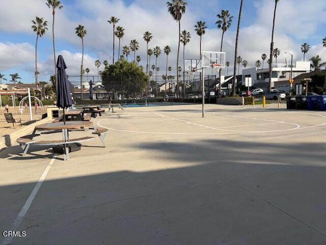 Building Photo - 1245 Seafarer St