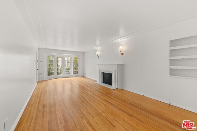 Building Photo - 639 Burnside Ave