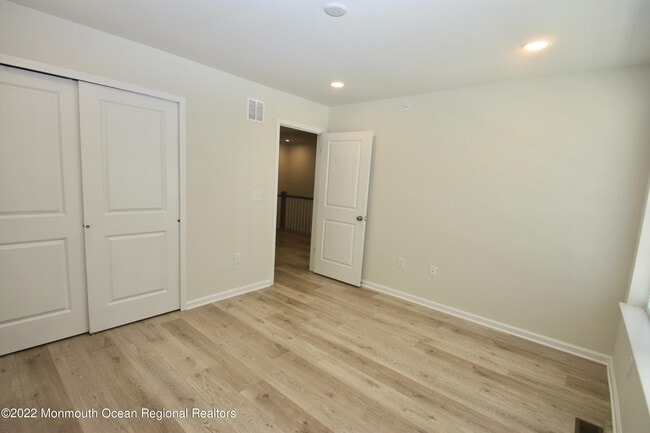 Building Photo - 1206 Arose Ln
