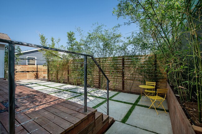 Building Photo - 2522 Gleason Ave