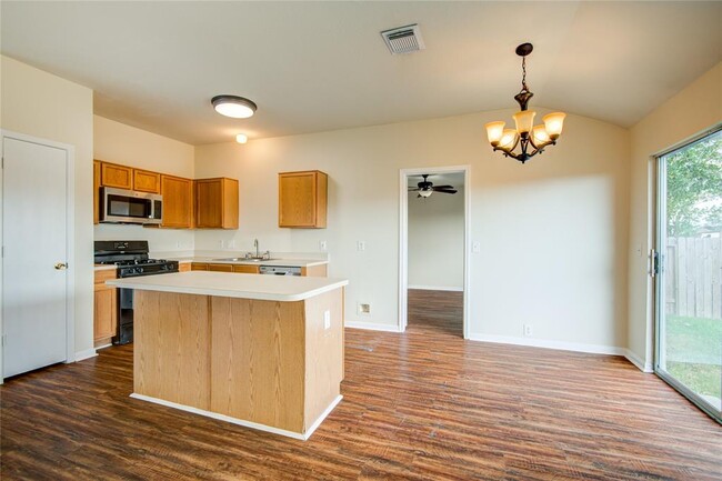 Building Photo - 514 Cypresswood Trce