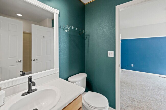 Building Photo - 626 Rolling Rock Point