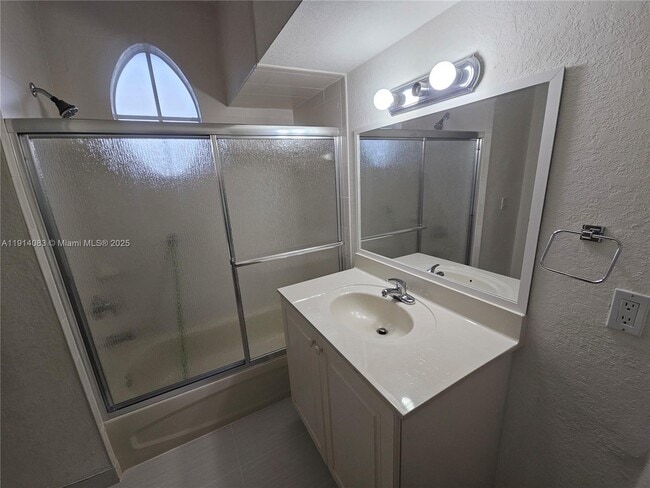 Building Photo - 11551 NW 79th Ln