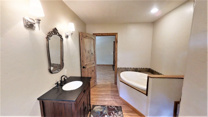 Building Photo - 217 Redwing Dr