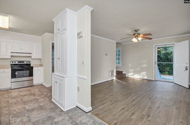 Building Photo - 1808 Lowder Dr