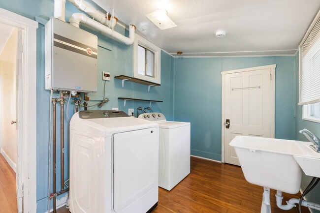 Building Photo - 113 Garden St