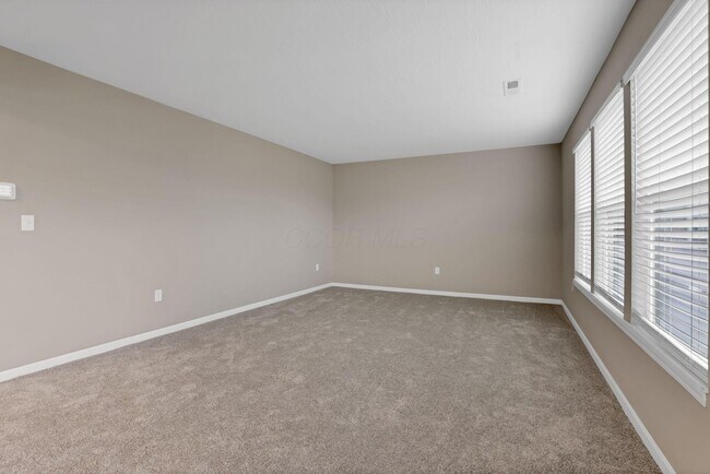 Building Photo - 7449 Sugarbark Dr