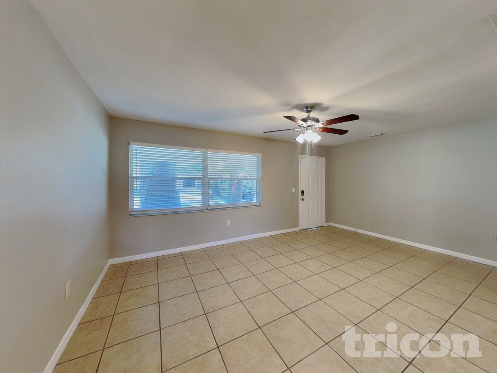 Building Photo - 1430 Thames Ln