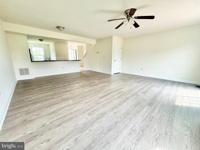 Building Photo - 57 Bay Hill Ln