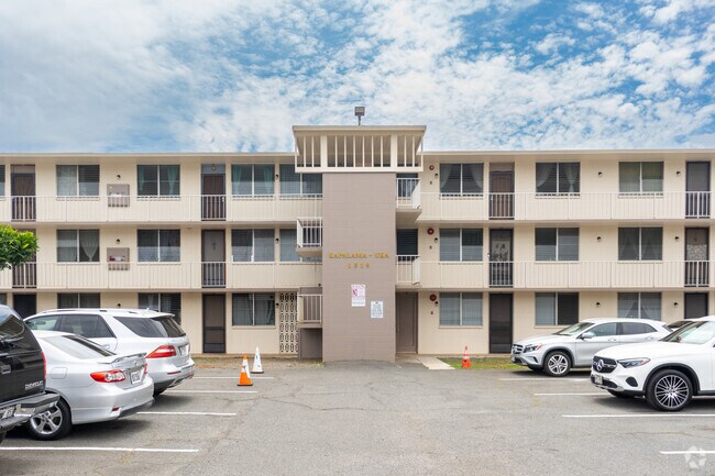 Building Photo - Kapalama-Uka