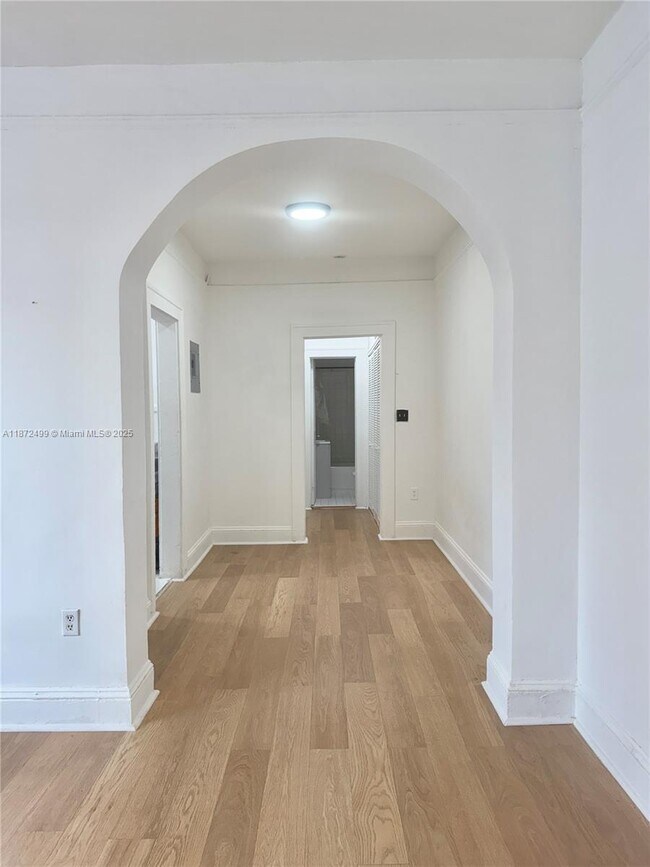 Building Photo - 3433 Garden Ave