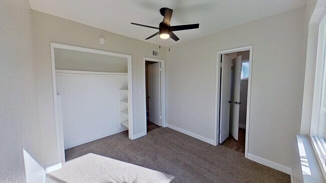 Building Photo - 1100 S Jefferson Ave