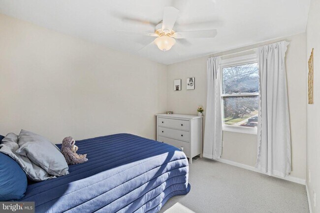 Building Photo - 5341 Harbor Ct Dr