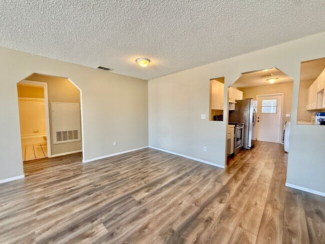 Building Photo - 350 Winter Ridge Blvd
