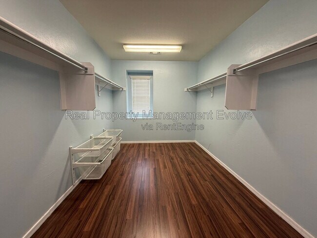 Building Photo - 25824 W Burgess Ln