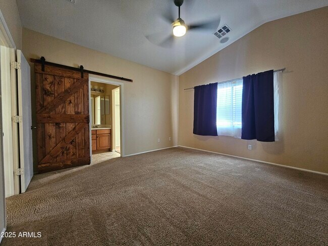 Building Photo - 42804 W Sunland Dr