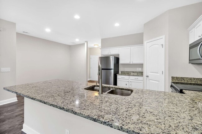 Building Photo - 509 Ferguson Ln