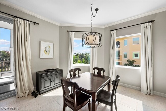 Building Photo - 2738 Tiburon Blvd E