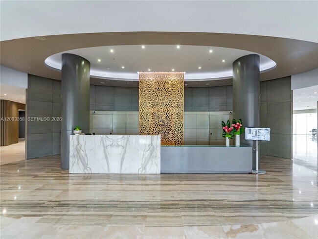 Building Photo - 10275 Collins Ave