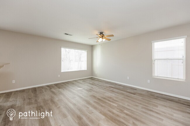 Building Photo - 7837 Candlelight Ln, Fountain, CO, 80817