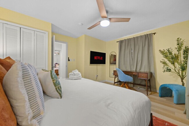 Building Photo - 11950 117th St N