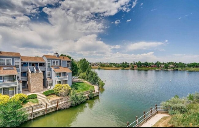 Building Photo - Lake Views in the City! **Move-In Special**