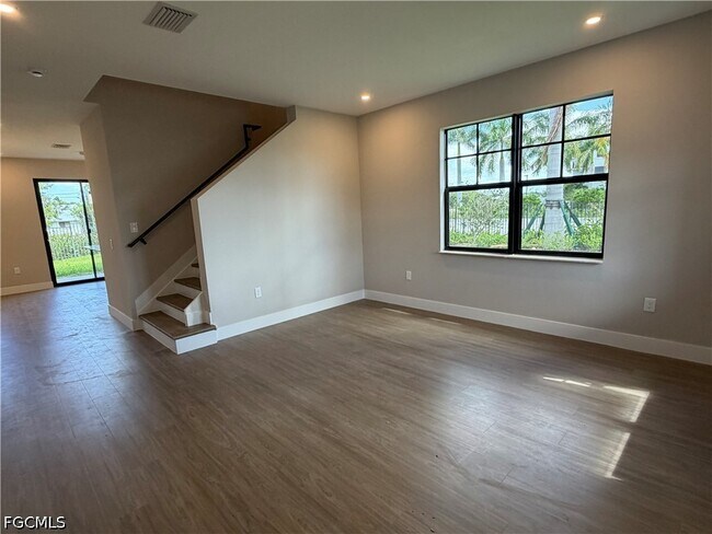 Building Photo - 9912 Portofino Vineyards Dr