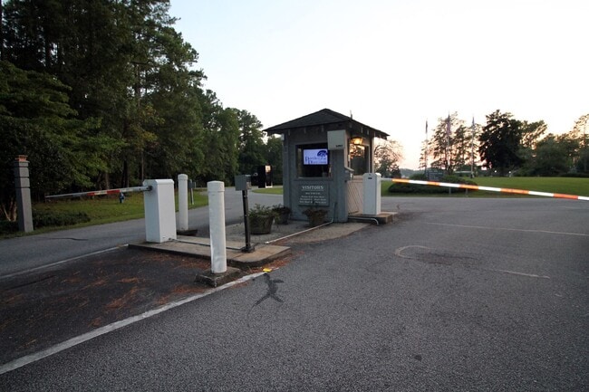 Building Photo - Furnished Townhouse in Pamlico Plantation