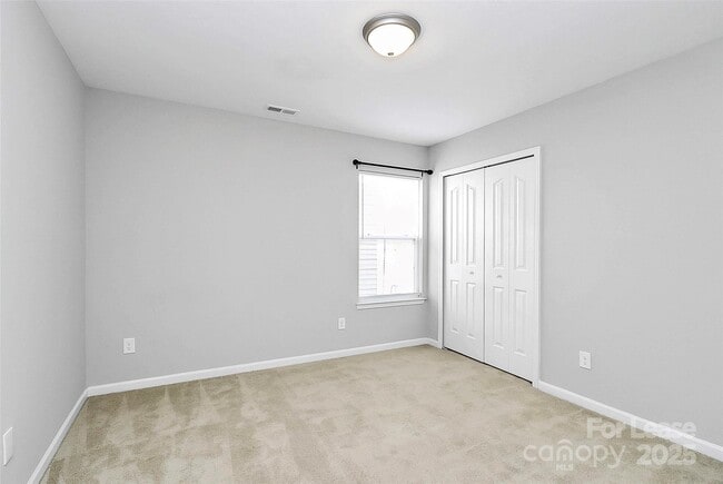 Building Photo - 3808 Herkimer Dr