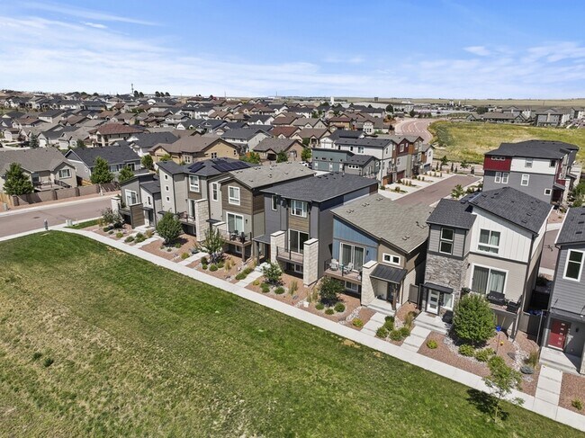 Building Photo - 2464 Jazzy Lady Ct