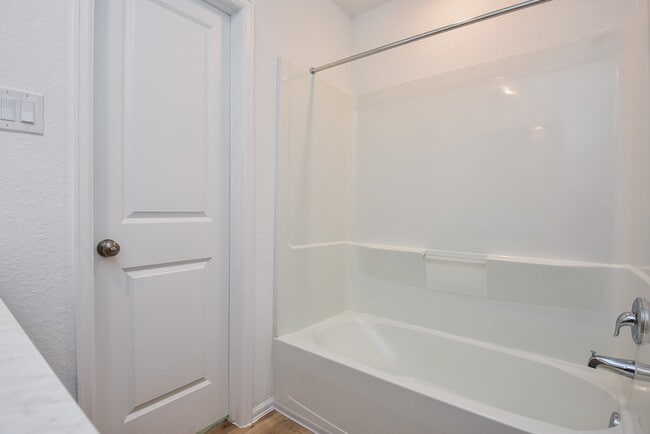 Building Photo - 26627 Wilderye Cv Ln