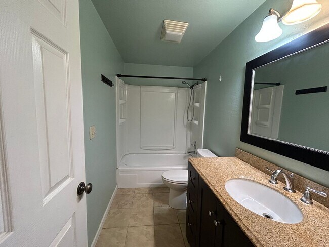 Building Photo - 5952 Longdin Rd