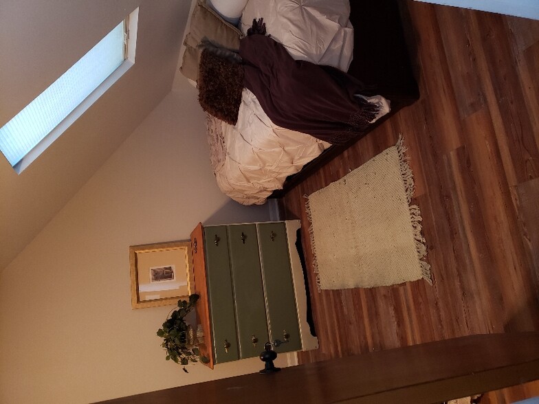 Building Photo - 60 Glenwood Ave