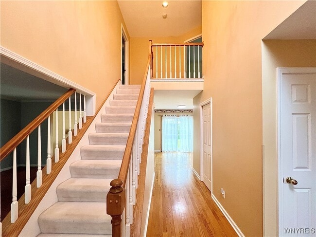 Building Photo - 1 Monta Vista Ct