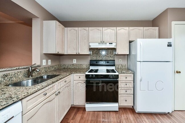 Building Photo - 21838 Goldstone Terrace