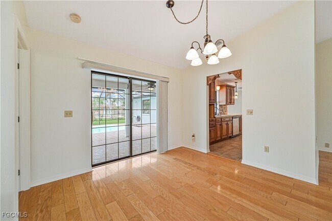Building Photo - 634 SE 32nd St